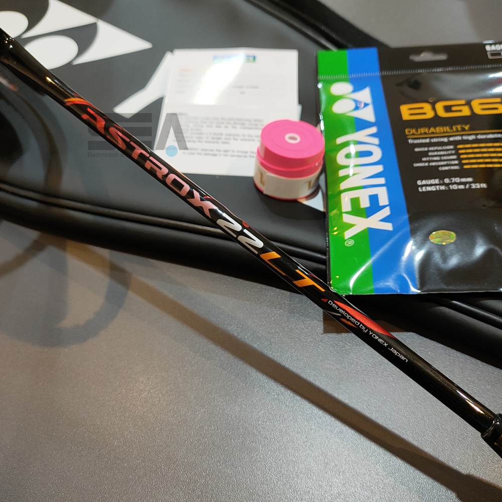 YONEX รุ่น ASTROX 22 LT (Black Red) YONEX รุ่น ASTROX 22 LT (Black Red)