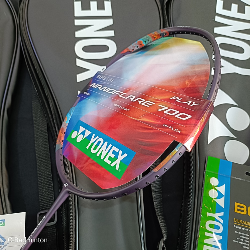 YONEX รุ่น NANOFLARE 700 PLAY (Midnight Purple) YONEX รุ่น NANOFLARE 700 PLAY (Midnight Purple)