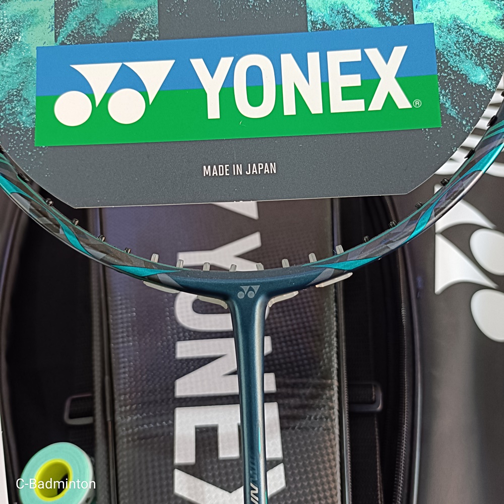 YONEX รุ่น NANOFLARE 800 PRO (Deep Green) YONEX รุ่น NANOFLARE 800 PRO (Deep Green)